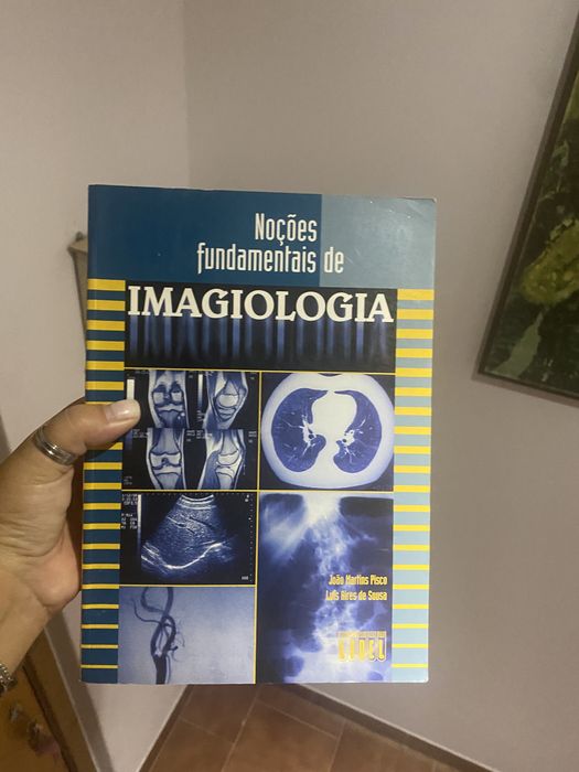 Varios livros varios gêneros