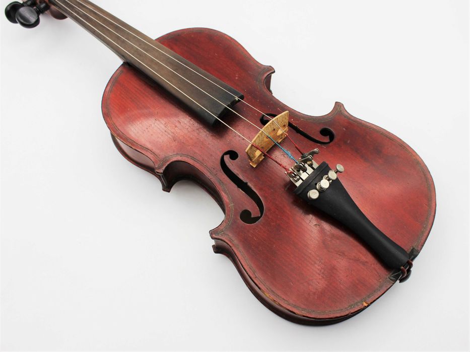 Violino com Estojo e Dois Arcos