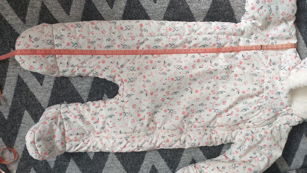 Демисезонный детский комбинезон