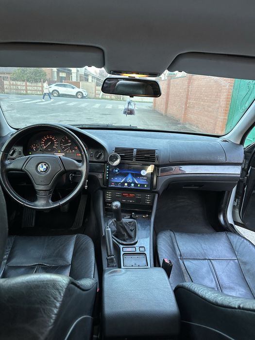 Продам BMW E39 520 m-look