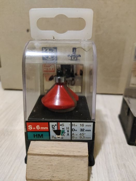 Фреза для зняття фаски з підшипником HM