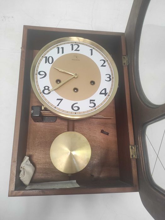 Relógio de parede marca Reguladora com carrilhão