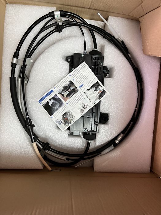 5H32-2c496-AC land rover discovery