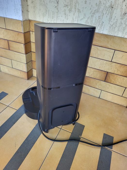 База на пилосмок iRobot Roomba i3+