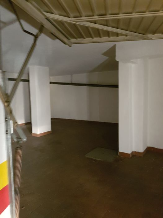 Garagem Box Fechada em Massamá | 42m² | 42.000€