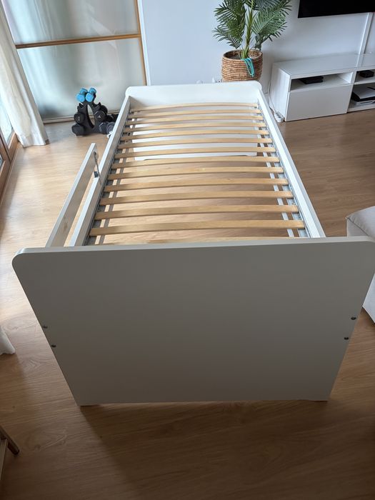 Cama IKEA SLÄKT branca