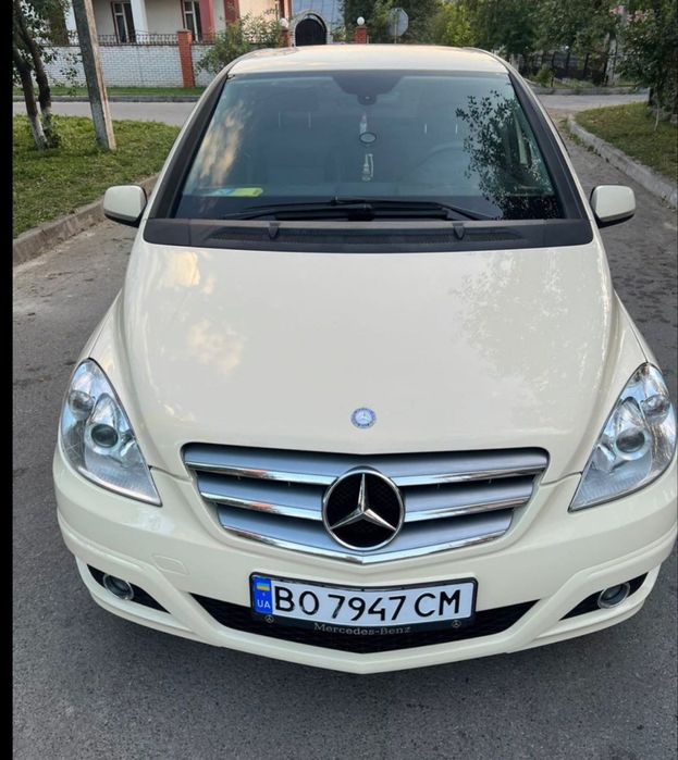Продам  Мерседес В180 2011 рік