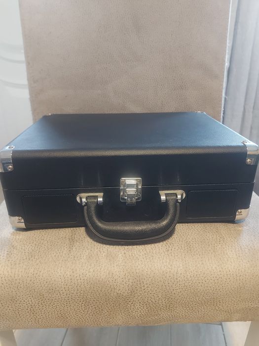 Gira discos Portatil 3 velocidades como Novo
