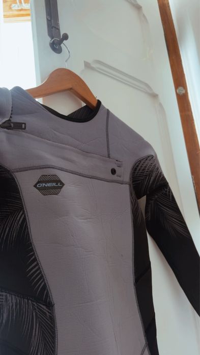 Fato de Surf O’Neill Hyperfreak 3/2mm – Quase Novo – Excelente Estado