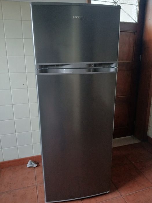Frigorífico c/ Congelador