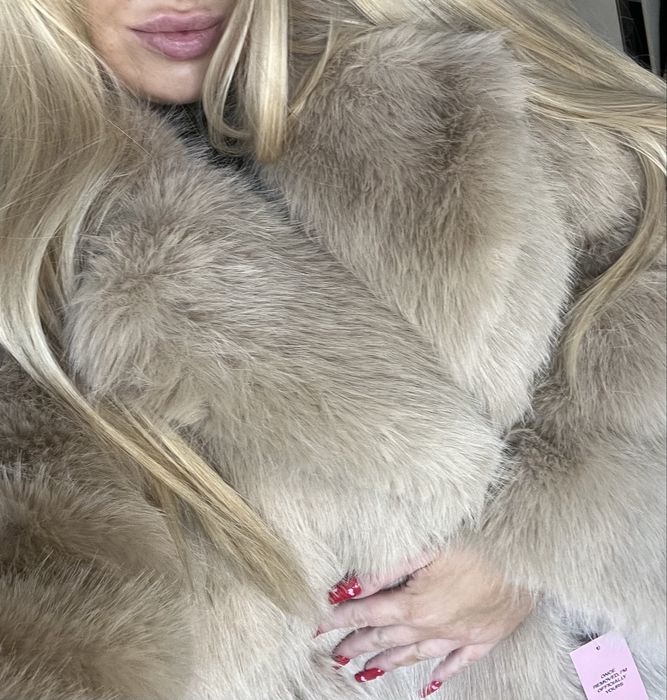 Prettylittlething nowe beżowe futro futerko 40 L