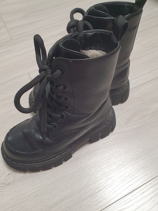 Продам сапоги для дівчинки