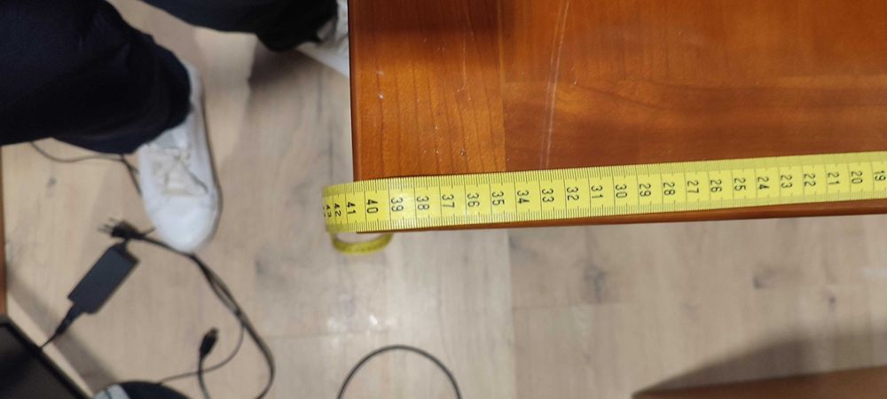 Móvel cor de cerejeira (sala/quarto/hall de entrada)