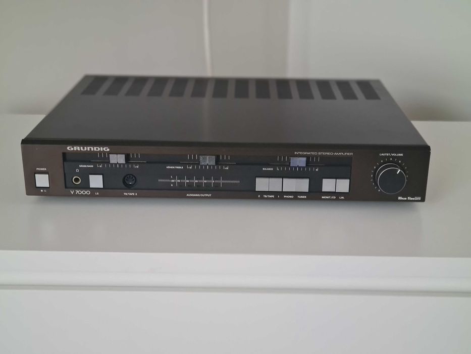 Grundig - SV 1000 Amplificateur intégré à semi-conducteurs