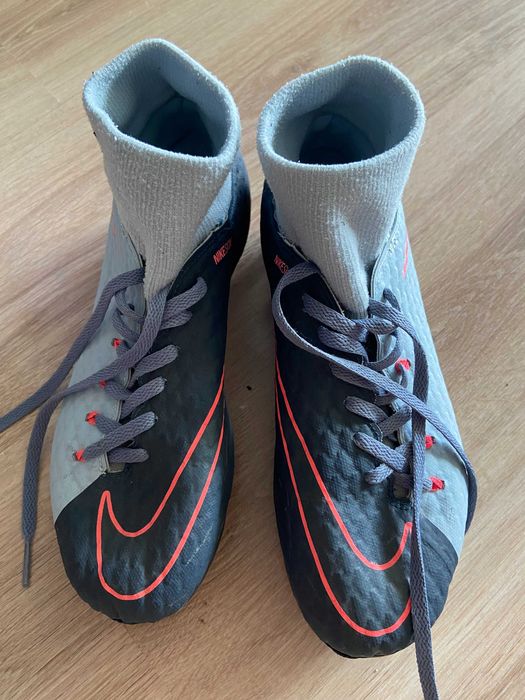 Buty Nike Hypervenom rozmiar 38,5 = 24 cm