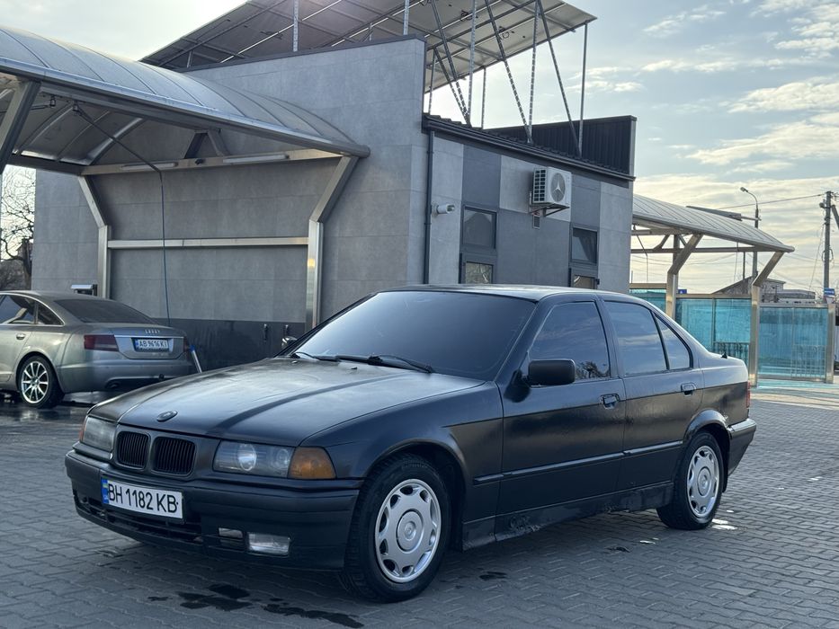 Продам BMW 36 в хорошем состоянии