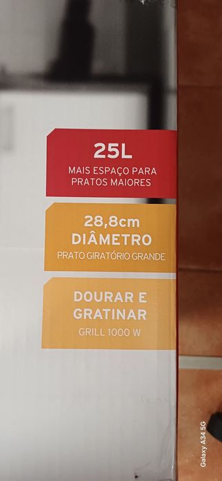 Microondas Flama com gril 25litros quase novo