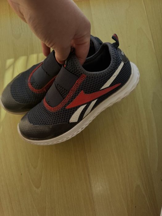 Buty     sportowe