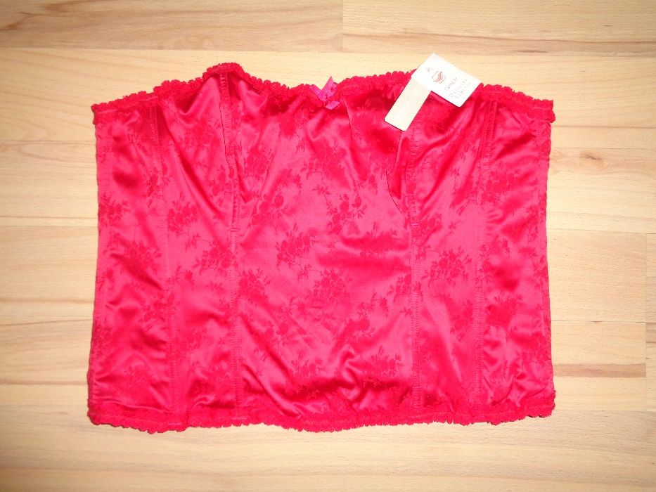 NATURALLY CLOSE duży NOWY czerwony red gorset tłoczony wzór r 48 / 50