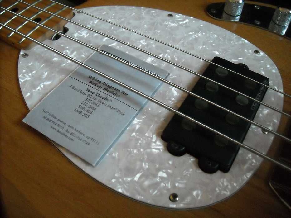 Guitarra Baixo Eléctrica, OLP, MM2 (capt. activos, config. prof.)