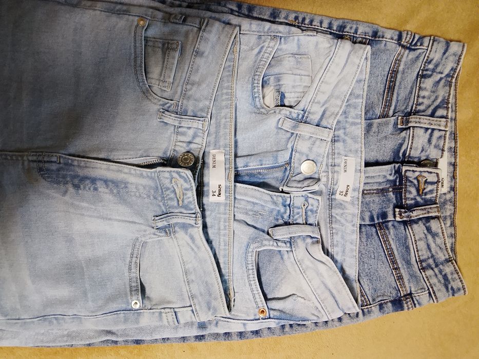 3 pary jeansów dla szczupłej nastolatki / kobiety