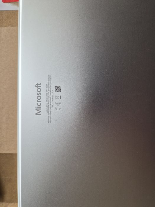 Troco/Vendo Microsoft Surface Laptop 13" Copilot+ com garantia!