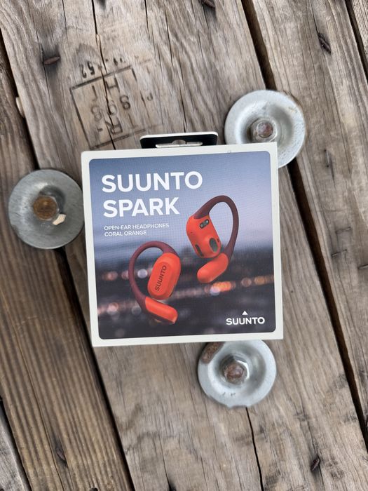 Fabrycznie nowe sluchawki z przewodzeniem kostnym SUUNTO SPARK