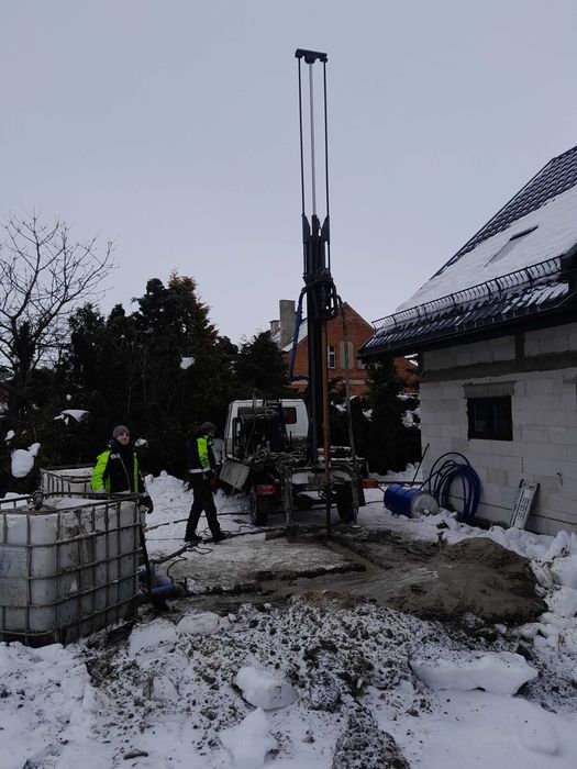 Wiercenie studni głębinowych. Studnie. odwierty pod dolne zródlo ciepla Ciechanów