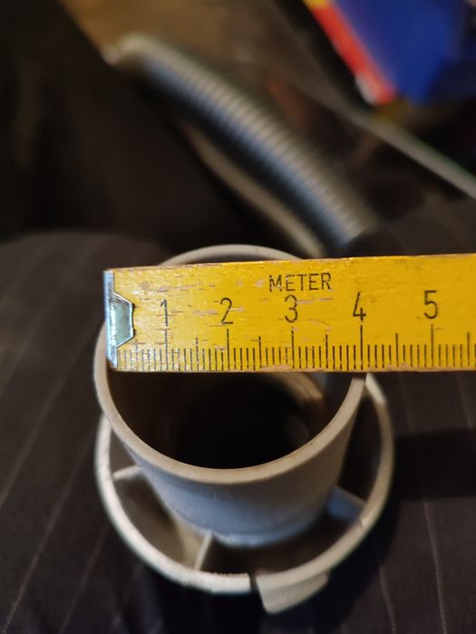 Wąż do odkurzacza.