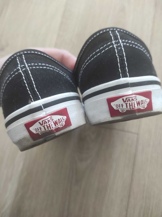 Czarne buty Vans