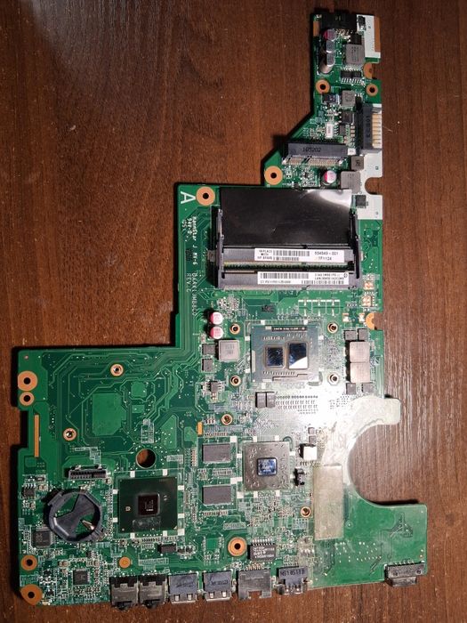 Системні плати ноутбуків, 11 шт (несправні)