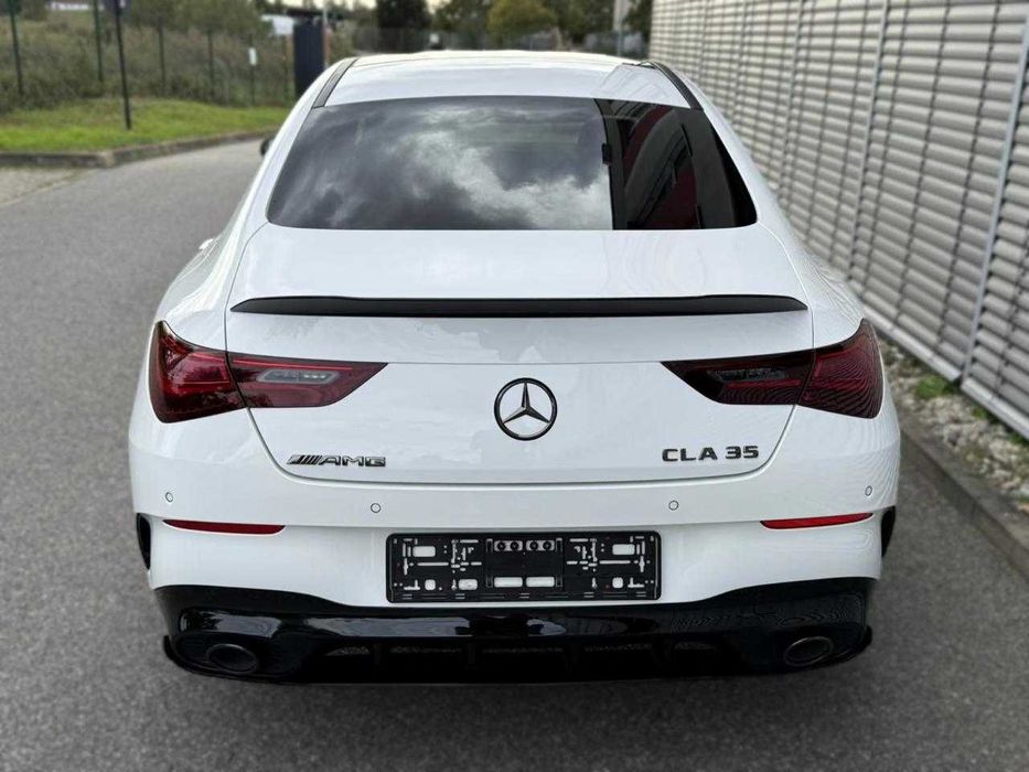 Mercedes-Benz CLA 35 AMG