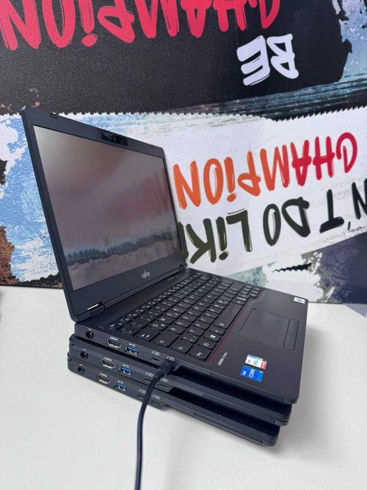 Fujitsu U7311 ультратонкий, можлива зарядка від Повер Банка, є 80шт
