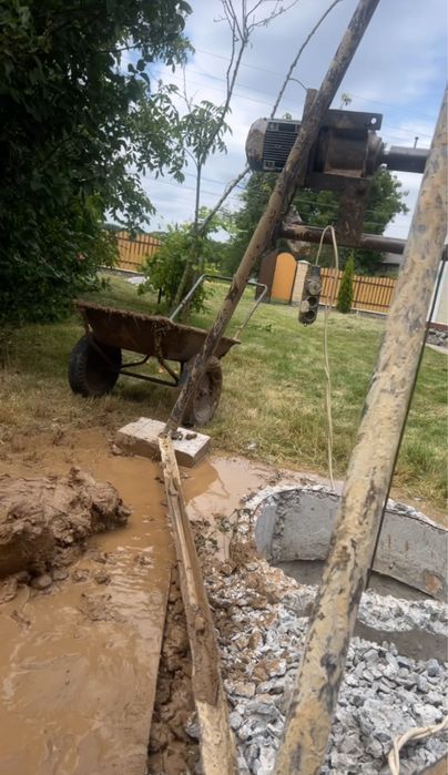 Копка колодца, углубление и очистка колодца, монтаж канализации,Септик