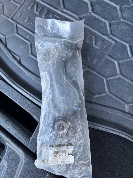 Стійка заднього стабілізатора правая 55619JD01A  NISSAN QASHQAI X-TRAIL RENAULT KADJAR KOLEOS 2