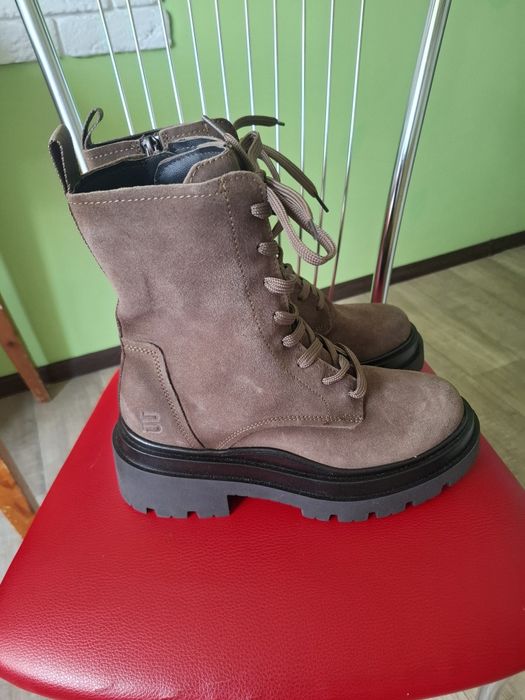 Ботинки брендовые BUGATTI жiночi,замша