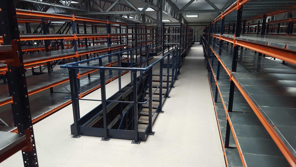 знижка на палетних стелажів зі складу, стелажі для складу нові та б/у