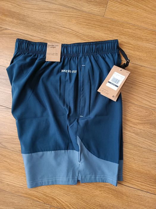 Calções de treino Nike Dri-FIT azuis novos com etiqueta