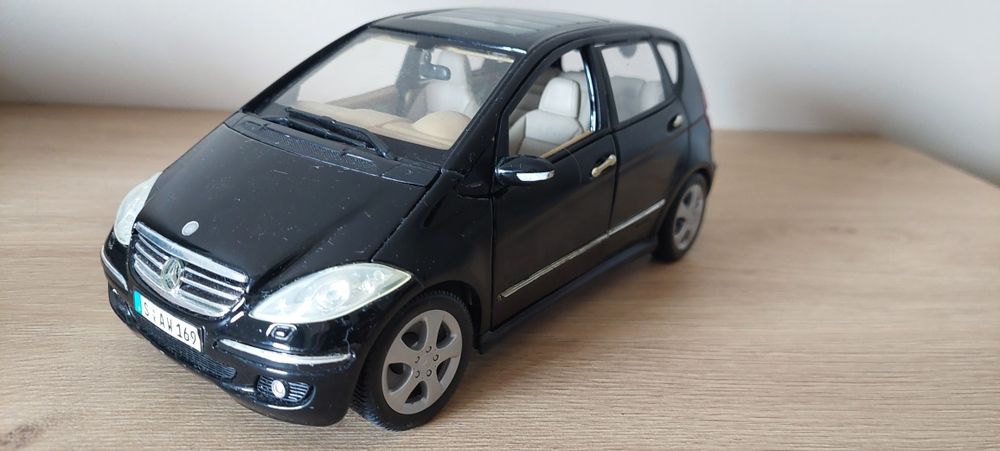Model 1:18 Mercedes A-Klasa Maisto