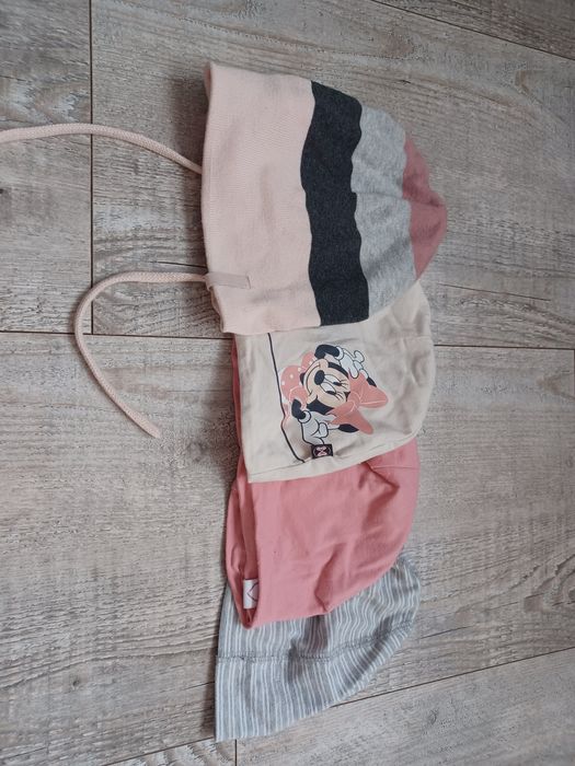 Czapeczki różowe pepcko i h&m + chusteczka i bezrekawnik