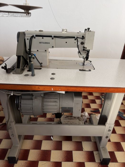 Maquina industrial ponto corrido