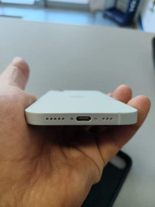 Iphone 16e branco