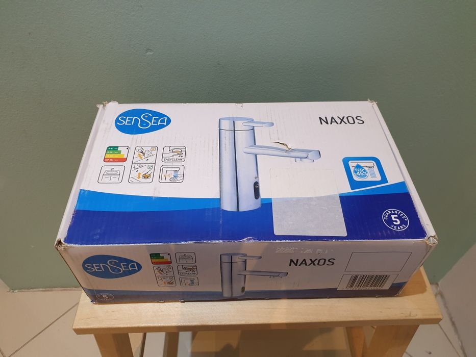 Bateria umywalkowa NAXOS SENSEA fotokomórka