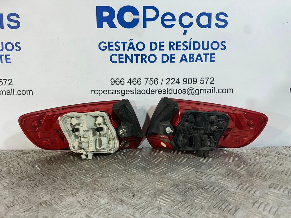 Conjunto Farolins Tras Traseiro Direito Esquerdo Original Audi A3 8P