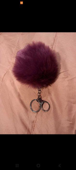 2 Porta-chaves pompom rosa/roxo e esverdeado - H&M