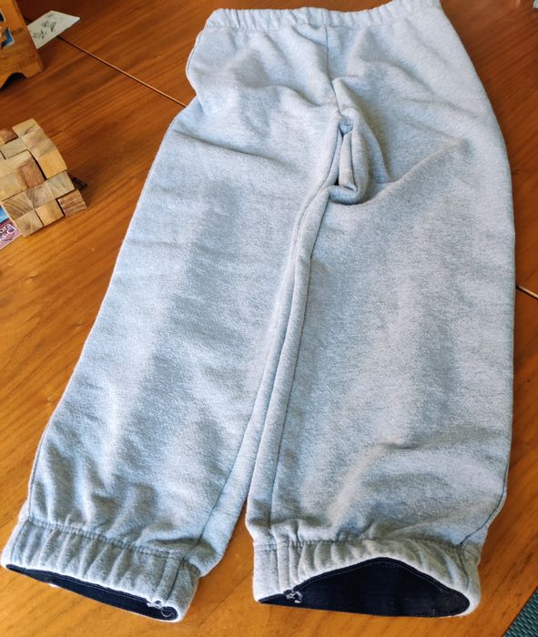 Conjunto desportivo, calças fato de treino,camisola,Decathlon 4/5 anos