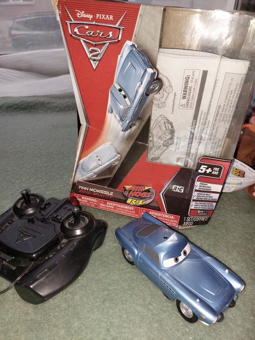 Disney cars aircraft hogs машинка на пульті, що їде вертикально