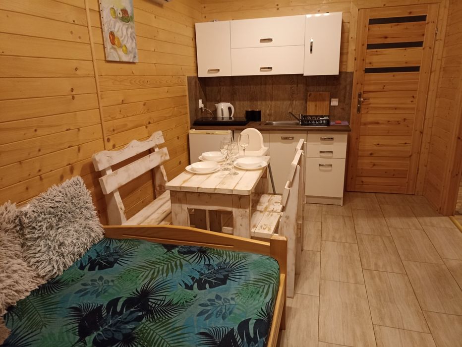 Domki ,Polanczyk, Solina, Jezioro Solinskie, widok na góry , basen