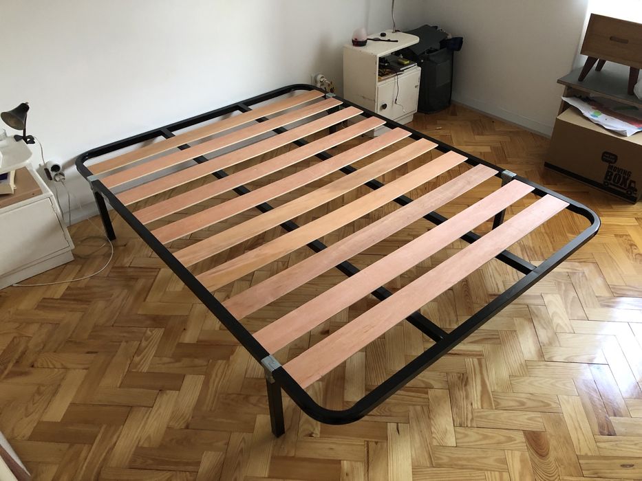 Estrado com pés 1,4x1,9