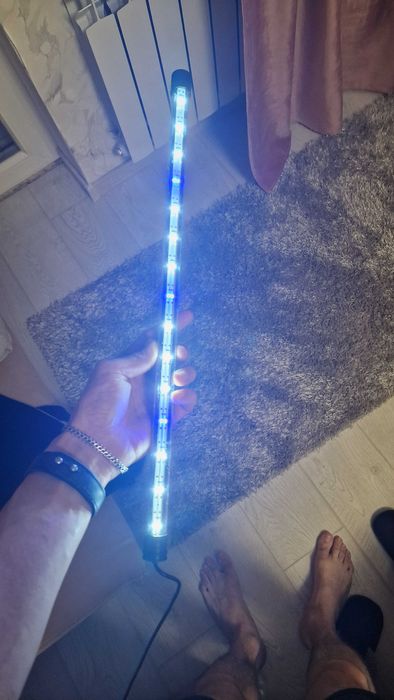 Погружна лампа для акваріума